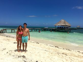 En la playa de Cayo Guillermo