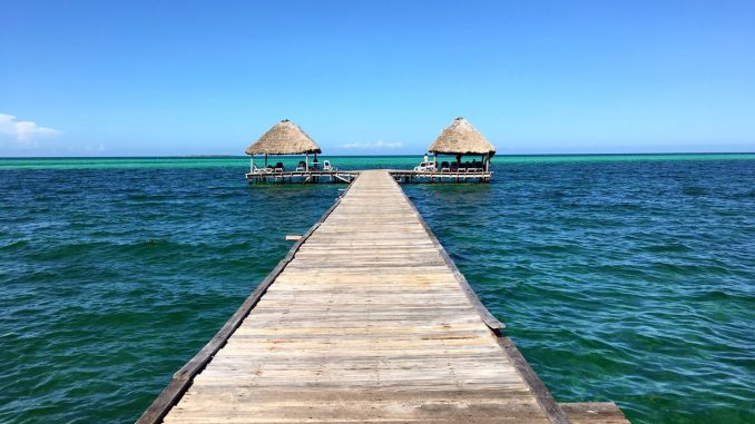 Muelle hotel Meliá Cayo Guillermo Muelle del hotel Meliá Cayo Guillermo